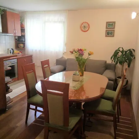 Apartment Tiha Split